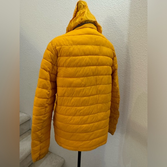 Tommy Hilfiger Warm Like Down Lightweight Packable Puffer Jacket - Picture 5 of 10